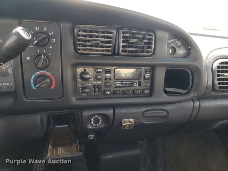 image for item LT9712 1999 Dodge Ram 2500  pickup truck