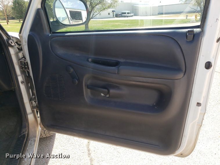 image for item LT9712 1999 Dodge Ram 2500  pickup truck