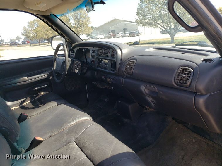 image for item LT9712 1999 Dodge Ram 2500  pickup truck