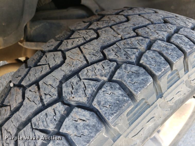 image for item LT9712 1999 Dodge Ram 2500  pickup truck