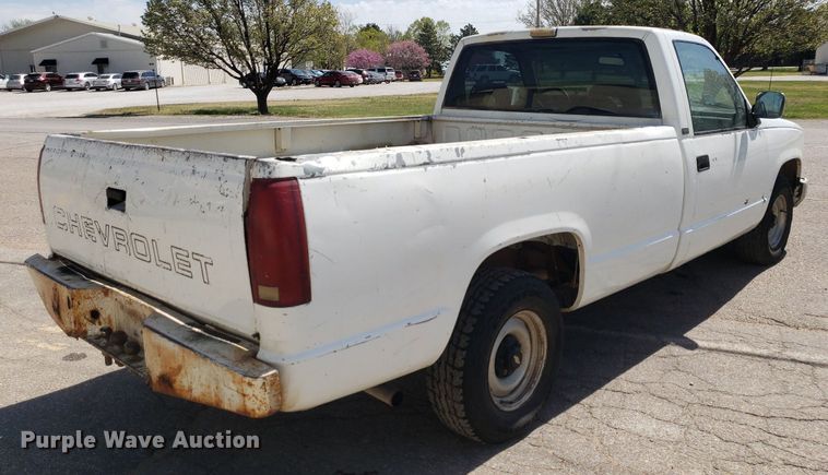 image for item LT9713 1992 Chevrolet C1500  pickup truck