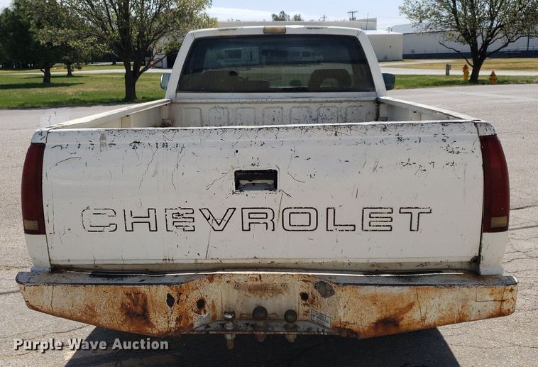 image for item LT9713 1992 Chevrolet C1500  pickup truck