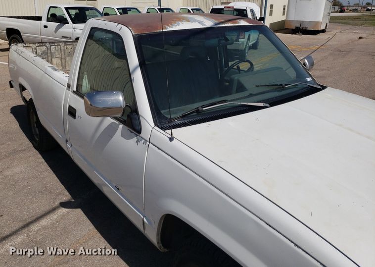 image for item LT9713 1992 Chevrolet C1500  pickup truck