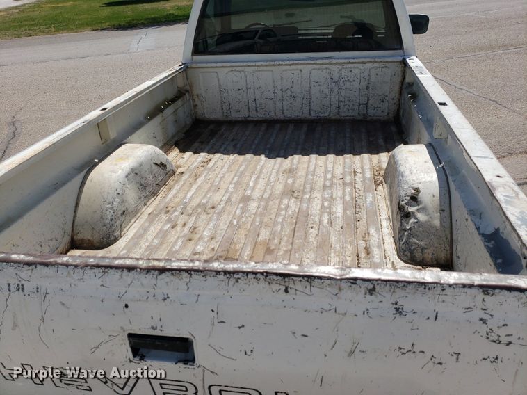 image for item LT9713 1992 Chevrolet C1500  pickup truck