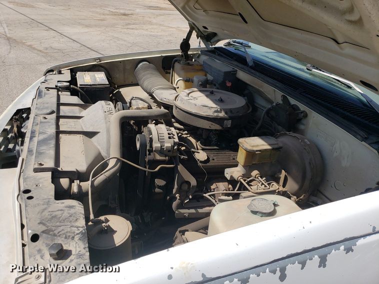 image for item LT9713 1992 Chevrolet C1500  pickup truck