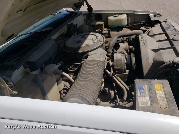 image for item LT9713 1992 Chevrolet C1500  pickup truck