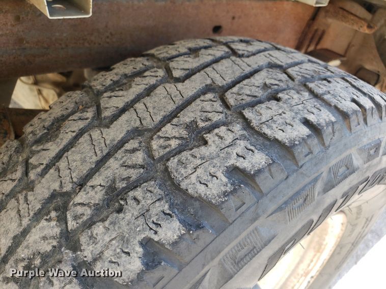 image for item LT9713 1992 Chevrolet C1500  pickup truck