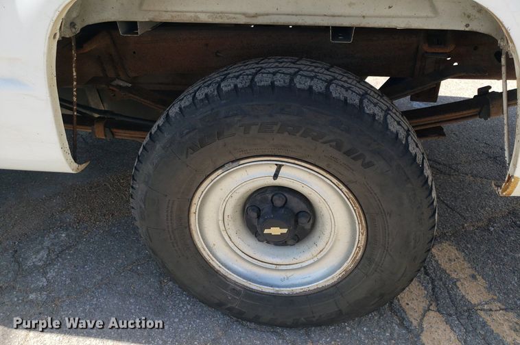 image for item LT9713 1992 Chevrolet C1500  pickup truck