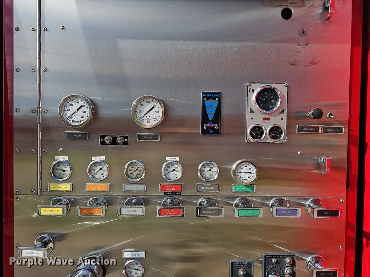 image for item MB9970 1998 Freightliner FL80  pumper fire truck