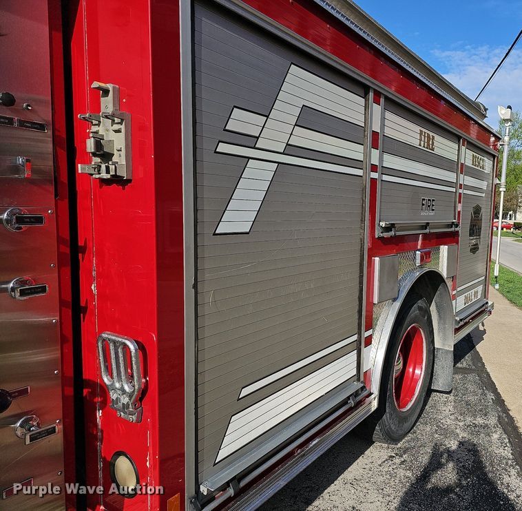 image for item MB9970 1998 Freightliner FL80  pumper fire truck