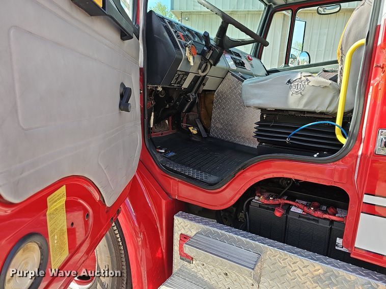 image for item MB9970 1998 Freightliner FL80  pumper fire truck