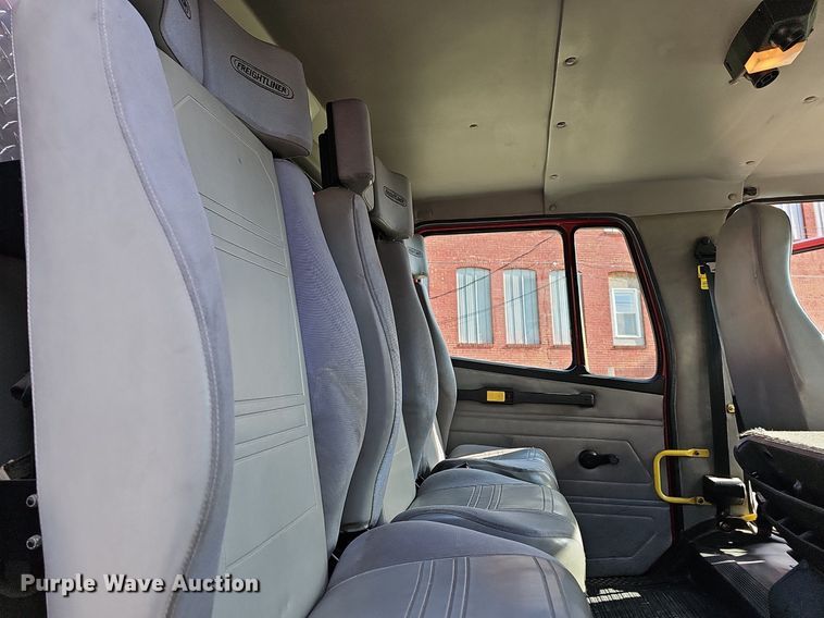 image for item MB9970 1998 Freightliner FL80  pumper fire truck