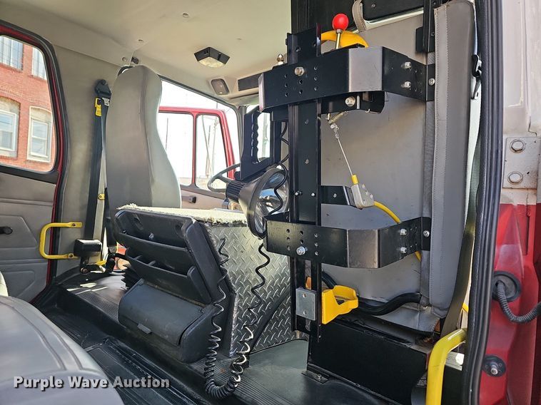 image for item MB9970 1998 Freightliner FL80  pumper fire truck