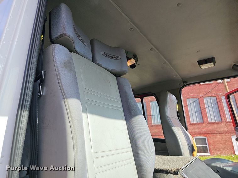 image for item MB9970 1998 Freightliner FL80  pumper fire truck