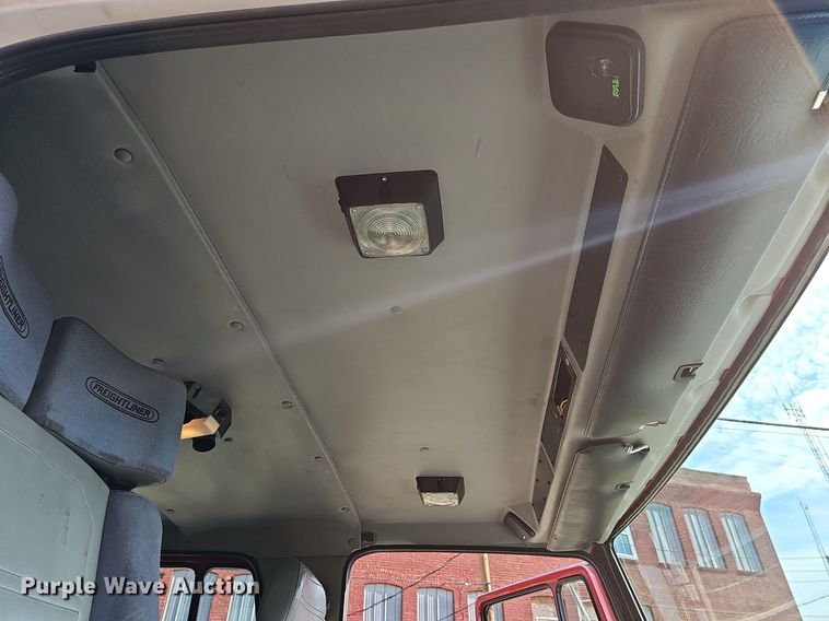 image for item MB9970 1998 Freightliner FL80  pumper fire truck