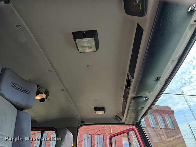 image for item MB9970 1998 Freightliner FL80  pumper fire truck