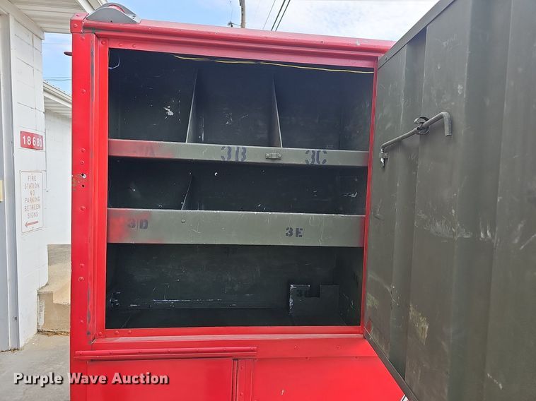 image for item MB9987 1986 Chevrolet D30  rescue pickup