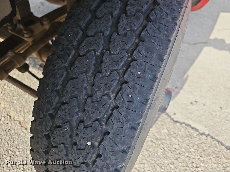 image for item MB9987 1986 Chevrolet D30  rescue pickup