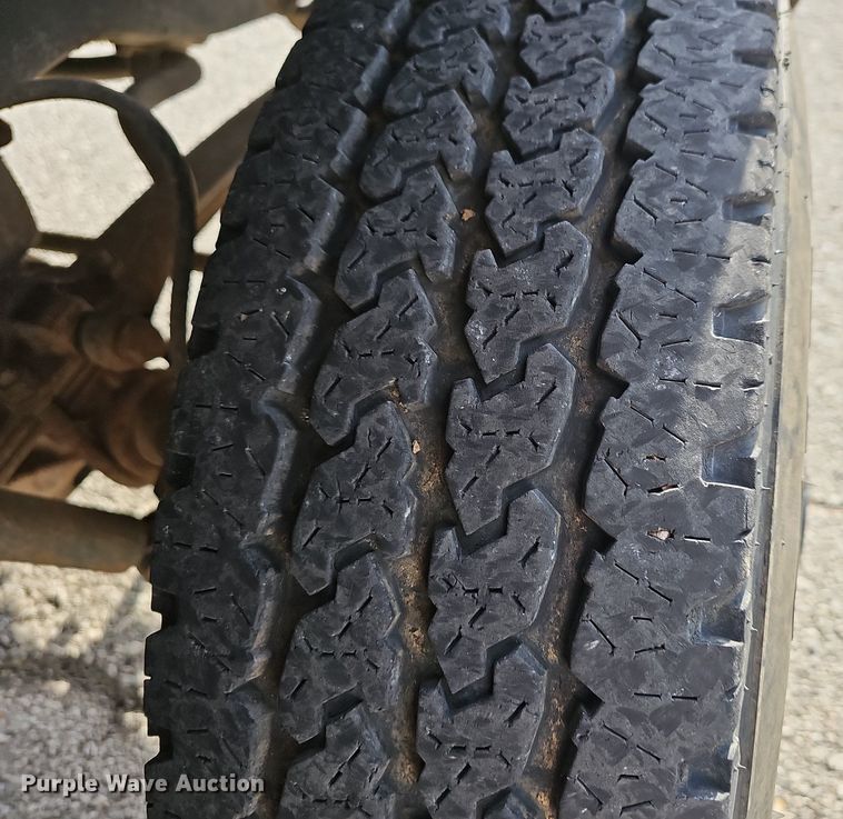 image for item MB9987 1986 Chevrolet D30  rescue pickup