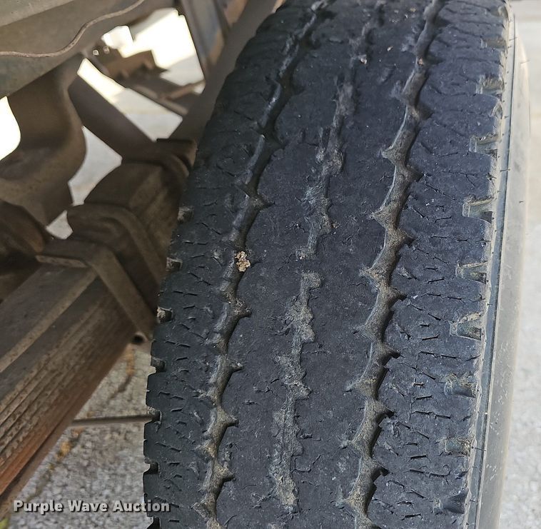 image for item MB9987 1986 Chevrolet D30  rescue pickup