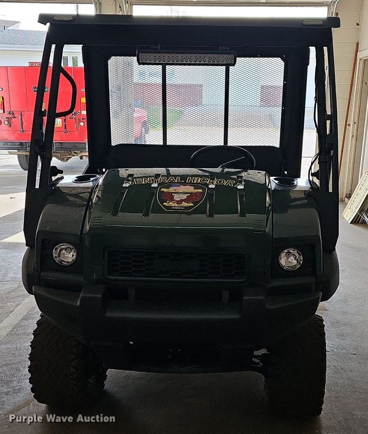 image for item MB9988 2010 Kawasaki Mule 4010  utility vehicle