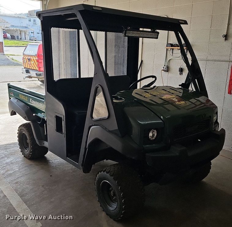image for item MB9988 2010 Kawasaki Mule 4010  utility vehicle