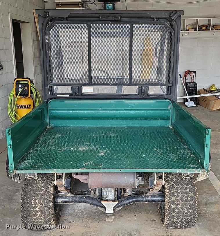 image for item MB9988 2010 Kawasaki Mule 4010  utility vehicle