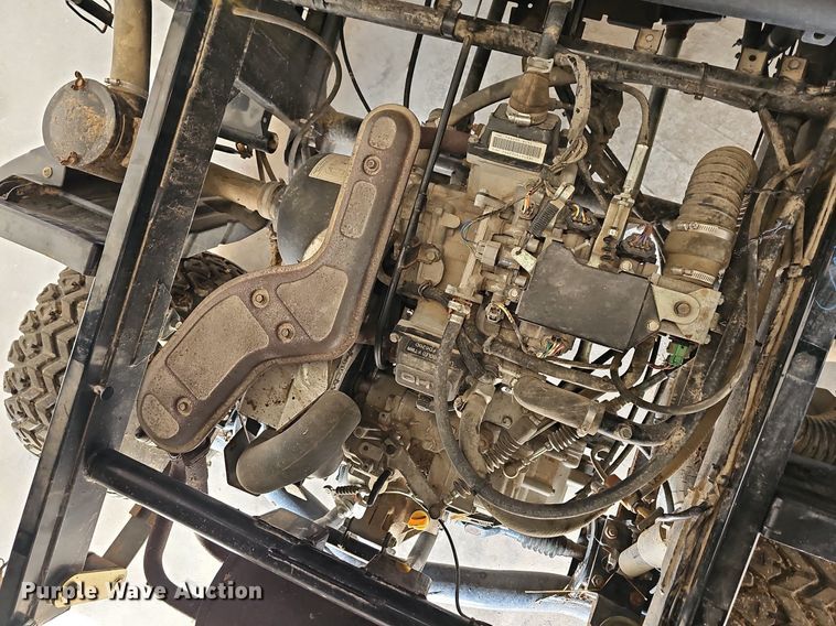 image for item MB9988 2010 Kawasaki Mule 4010  utility vehicle