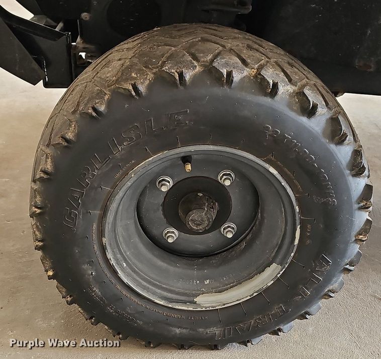 image for item MB9988 2010 Kawasaki Mule 4010  utility vehicle