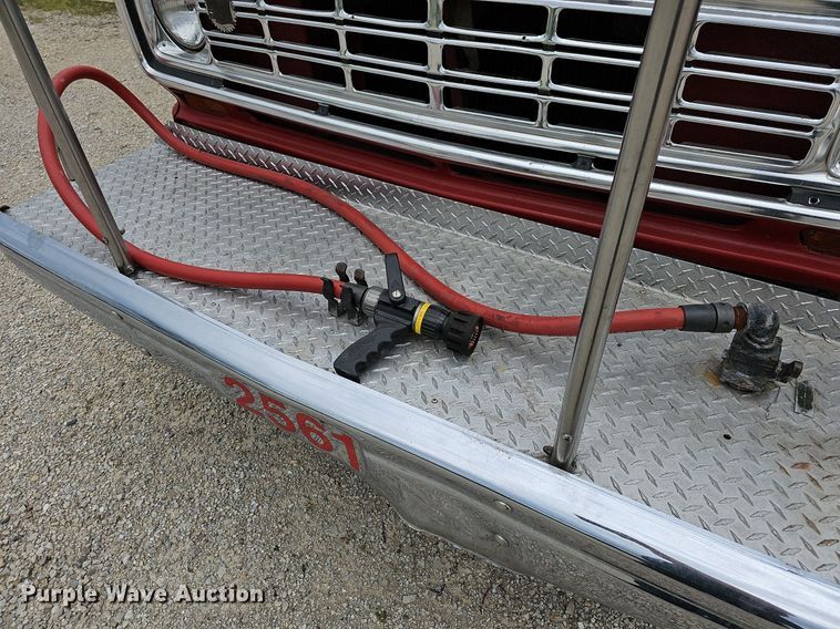 image for item MB9989 1975 Dodge  pumper fire truck