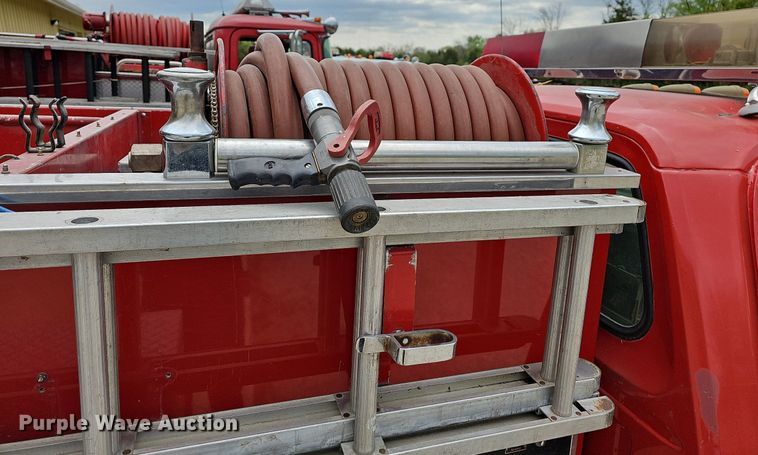 image for item MB9989 1975 Dodge  pumper fire truck