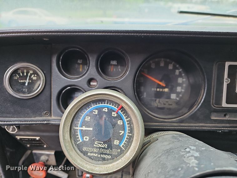 image for item MB9989 1975 Dodge  pumper fire truck