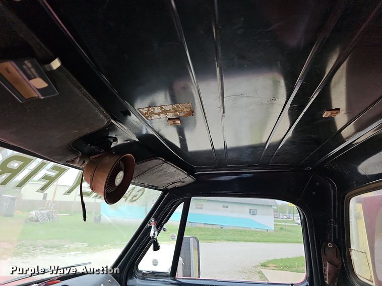 image for item MB9989 1975 Dodge  pumper fire truck