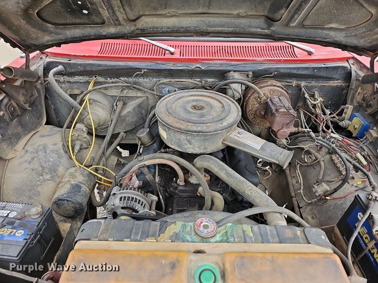 image for item MB9989 1975 Dodge  pumper fire truck