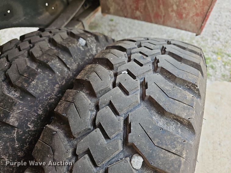 image for item MB9989 1975 Dodge  pumper fire truck