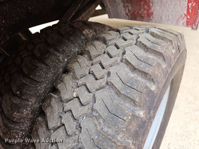 image for item MB9989 1975 Dodge  pumper fire truck