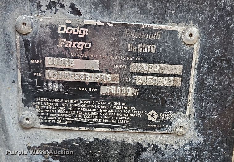 image for item MB9989 1975 Dodge  pumper fire truck