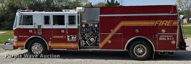 image for item MB9990 1989 Pierce  pumper fire truck
