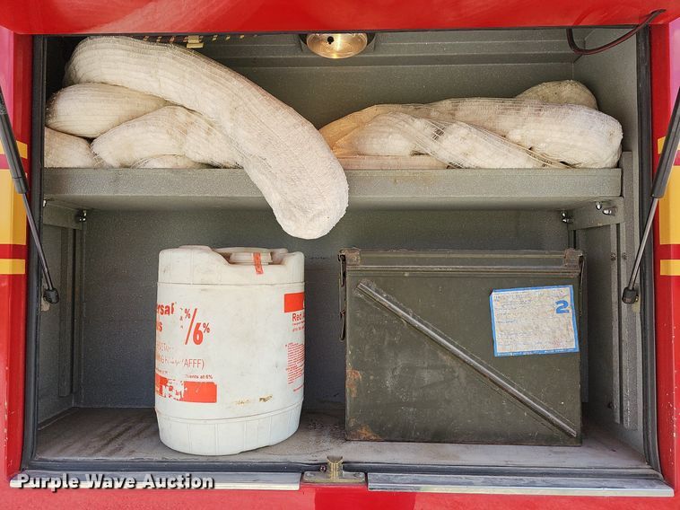 image for item MB9990 1989 Pierce  pumper fire truck