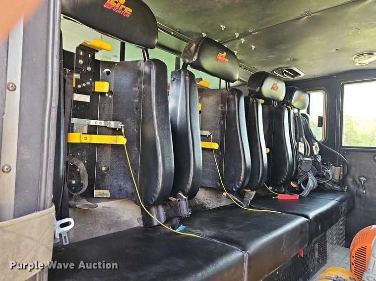 image for item MB9990 1989 Pierce  pumper fire truck