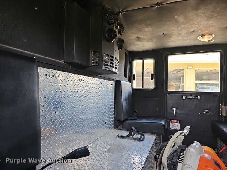 image for item MB9990 1989 Pierce  pumper fire truck