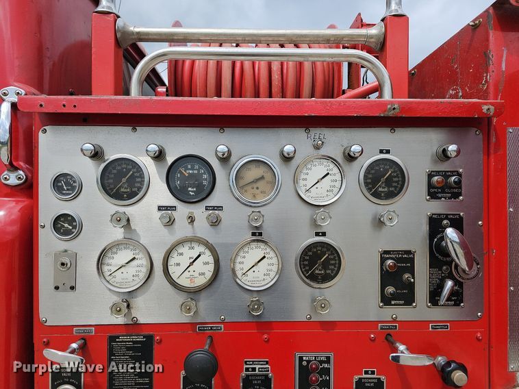 image for item MB9992 1973 Mack  pumper fire truck