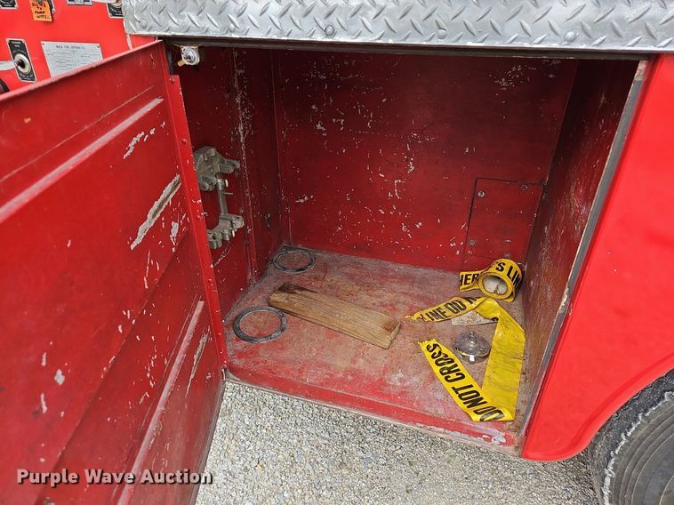 image for item MB9992 1973 Mack  pumper fire truck