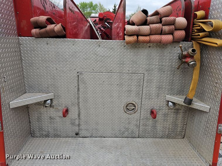 image for item MB9992 1973 Mack  pumper fire truck