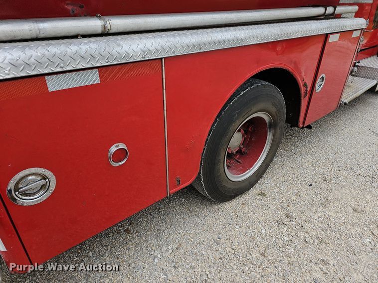 image for item MB9992 1973 Mack  pumper fire truck