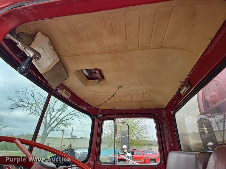 image for item MB9992 1973 Mack  pumper fire truck