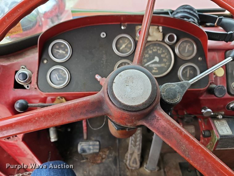 image for item MB9992 1973 Mack  pumper fire truck