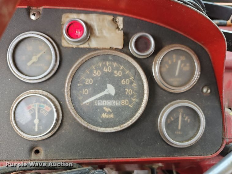 image for item MB9992 1973 Mack  pumper fire truck