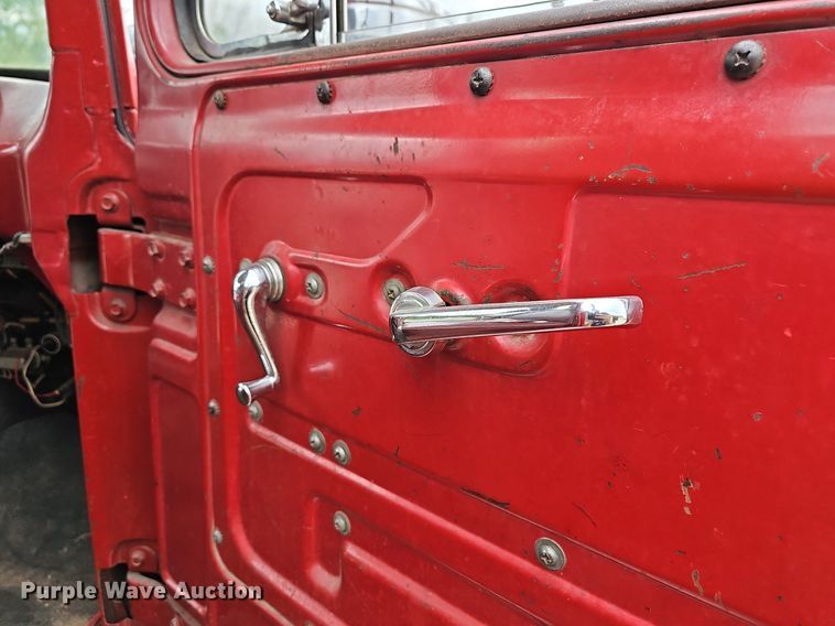 image for item MB9992 1973 Mack  pumper fire truck