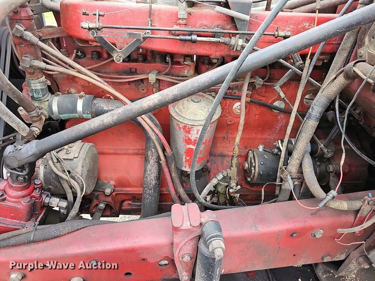 image for item MB9992 1973 Mack  pumper fire truck